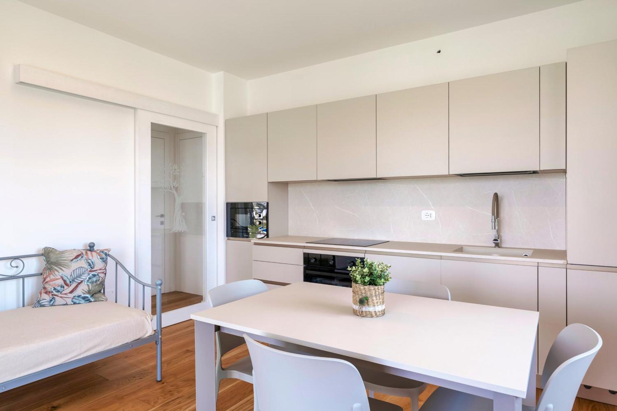 Lagobaldo Apartments - Regarda Travel Colà Eksteriør billede